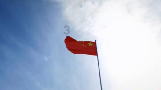 强捧遭天谴!闫妮无底线推女儿“上位”,终于遭到反噬了