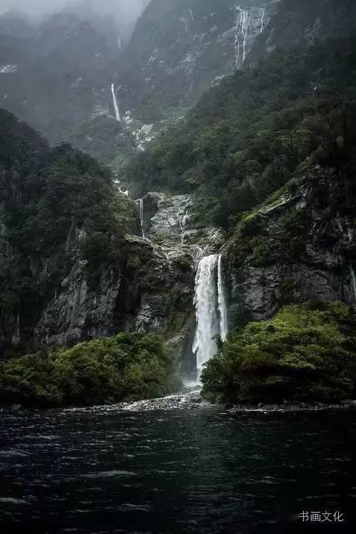 酸奶保质期过了一天还能喝吗?-机智问答网页,快速解答疑问